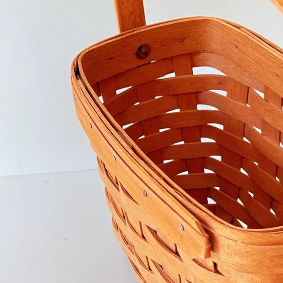 Longaberger Vintage Signed Limited Edition Basket, Rustic Farmhouse- 1990 - Picture 9 of 16